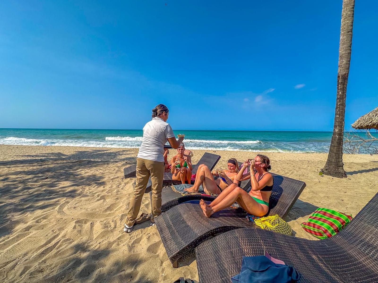 Huku Beach Hostel Palomino Bagian luar foto
