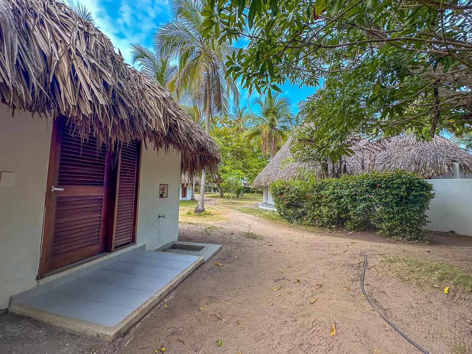 Huku Beach Hostel Palomino Bagian luar foto