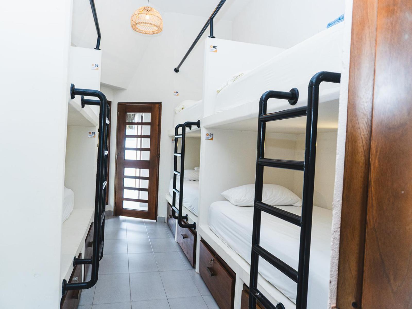 Huku Beach Hostel Palomino Bagian luar foto